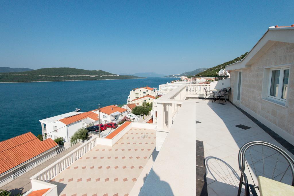 Apartments Dalmatinka Neum Bagian luar foto
